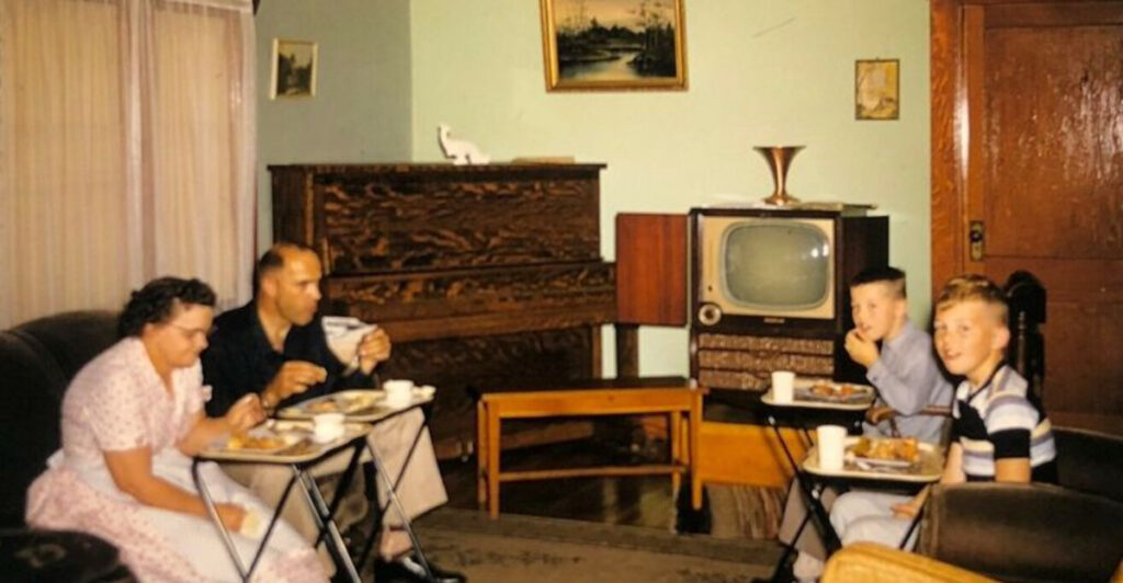 20 Things Boomers Always Said Were Ridiculous – And Now They’re Gone