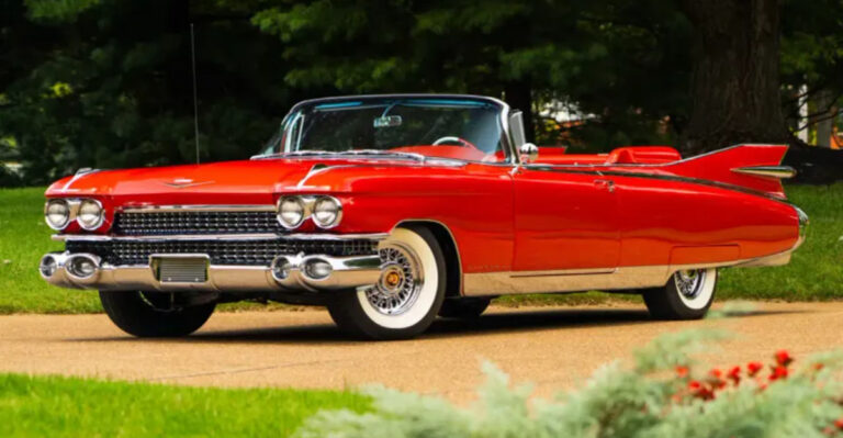 23 Jaw-Dropping Tailfinned Cars That Defined an Era