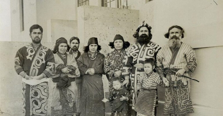 34 Historic Photographs of Natives from All Over the World