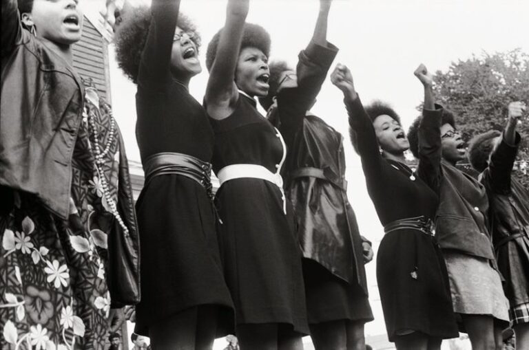 35 Powerful Ways Black Women Fought to Thrive in the 1970s - Back in ...