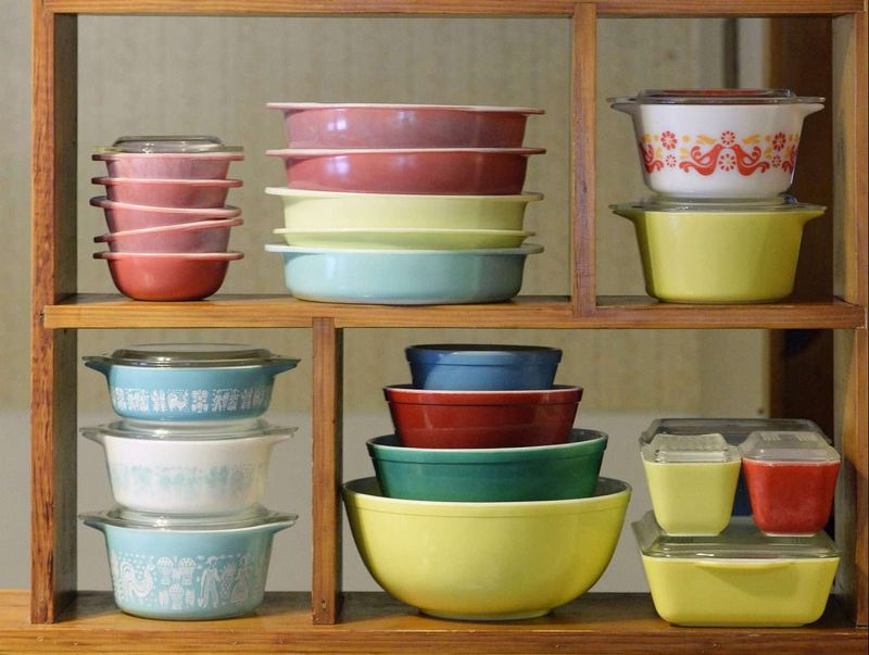 Vintage Pyrex Dishes