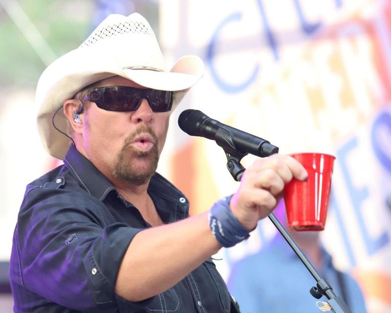 “Red Solo Cup” – Toby Keith