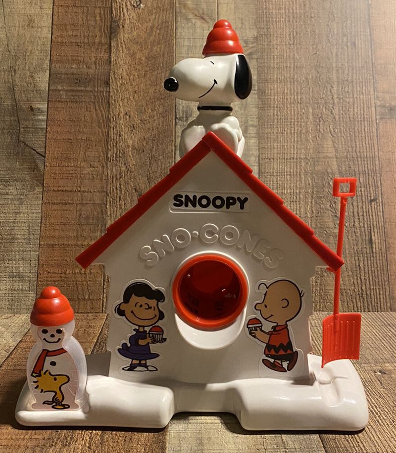 Snoopy Snow Cone Machine (1980s)