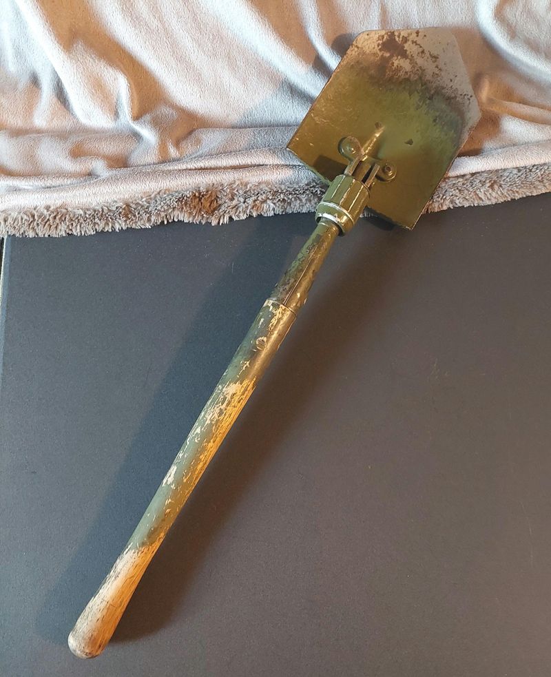 Entrenching Tool