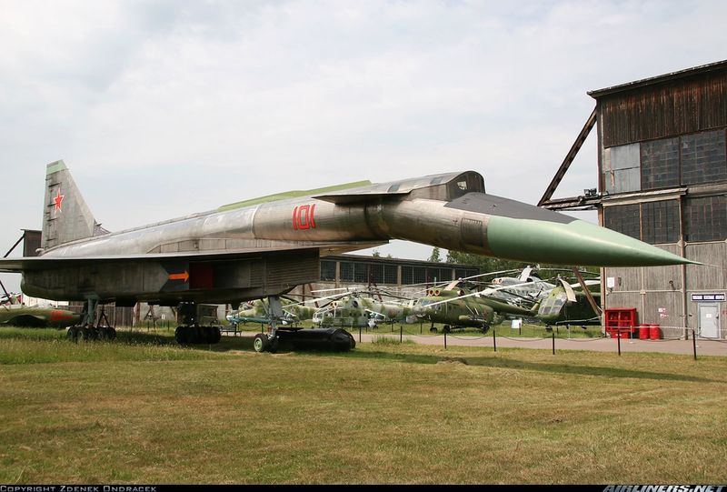Sukhoi T-4 (Soviet “Concordski Bomber”)