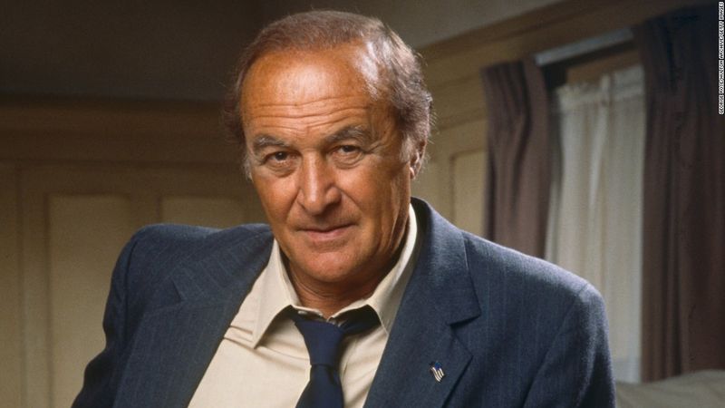 Robert Loggia – 225 films