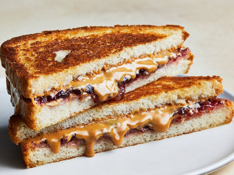 Peanut Butter & Jelly Is a Perfectly Normal Meal