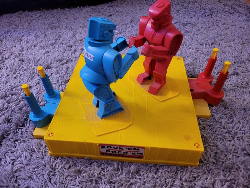 Rock ‘Em Sock ‘Em Robots