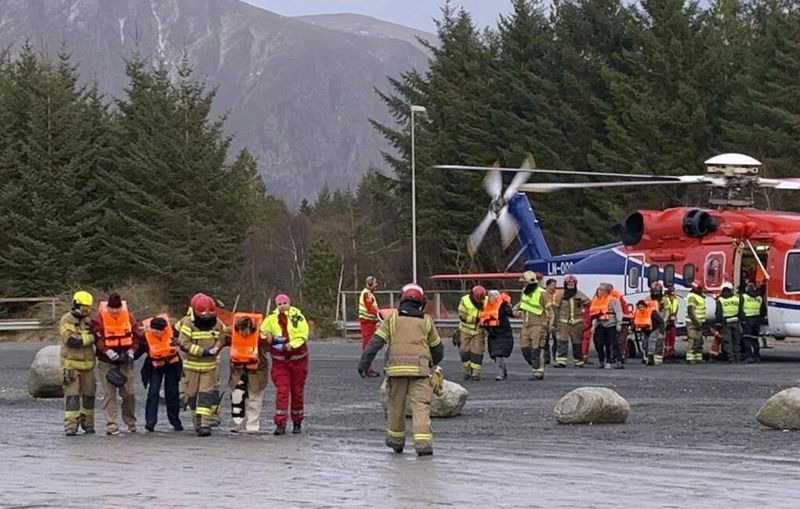A Crew’s Moment of Heroism