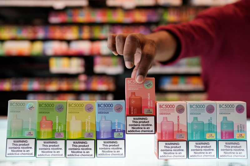 Disposable Vapes & Flavored E-Cigarettes