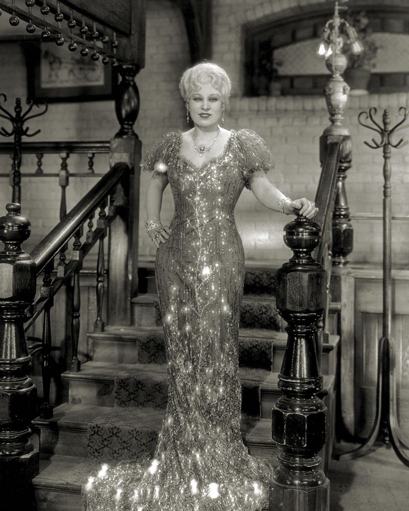 Mae West (She Done Him Wrong, 1933): 