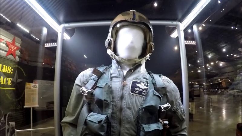 He Died in 2007—But Some Still Say They See Him in the Sky