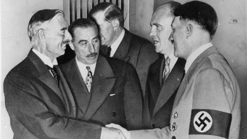 Neville Chamberlain (UK) – Appeasing Hitler (1938)