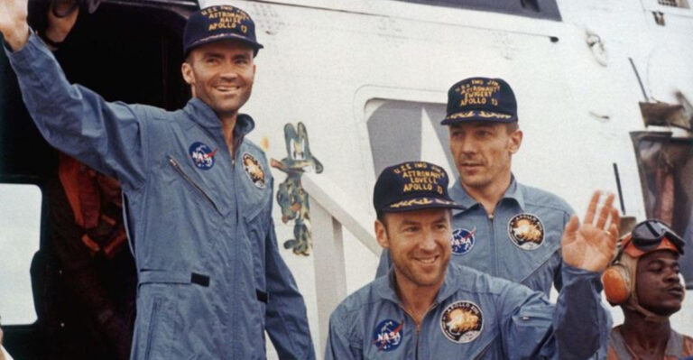 History in a Frame: The 20 Most Memorable Photos of the 1970s