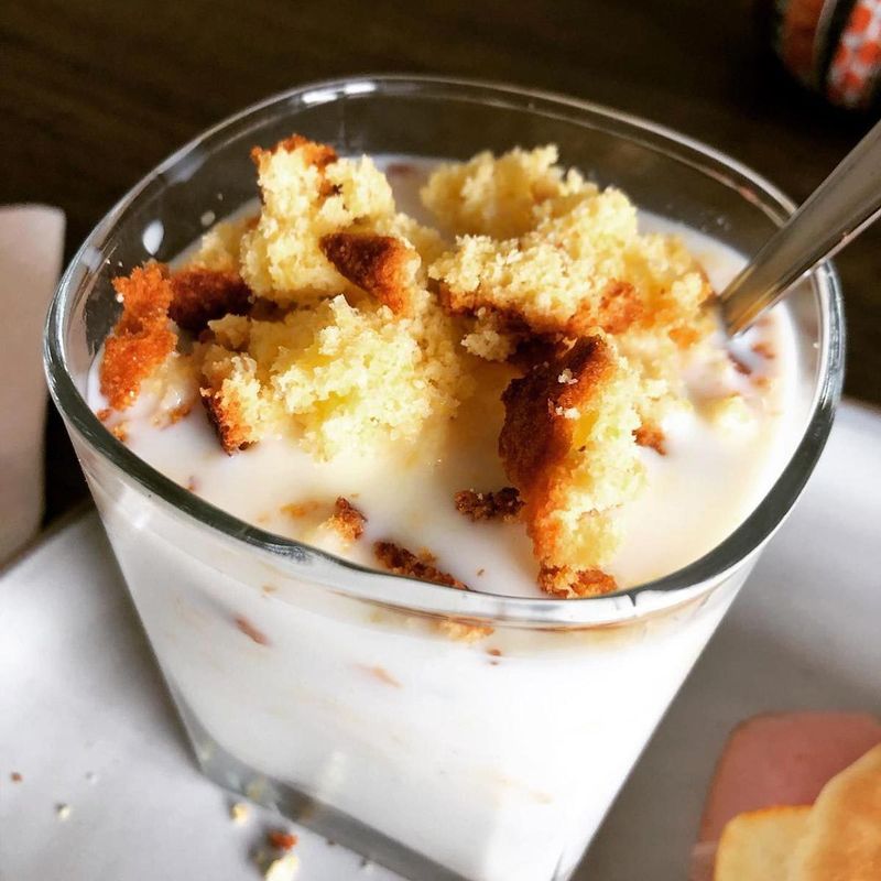 Cornbread in Buttermilk