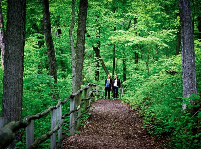 Iowa – Effigy Mounds National Monument