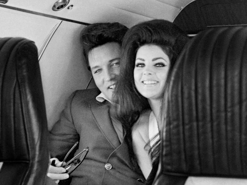 Elvis Presley’s Controversial Relationship with Priscilla (1959-1967)