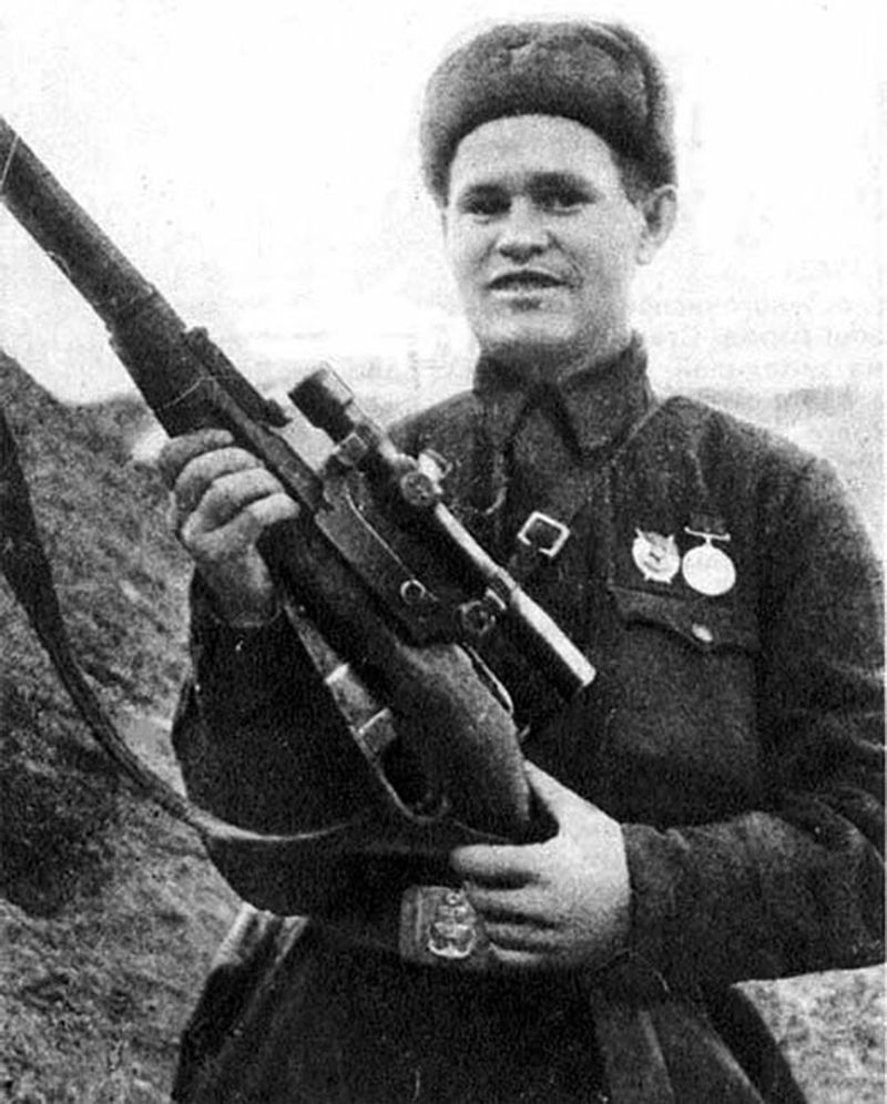 Vasily Zaytsev – The Sniper Who Defended Stalingrad