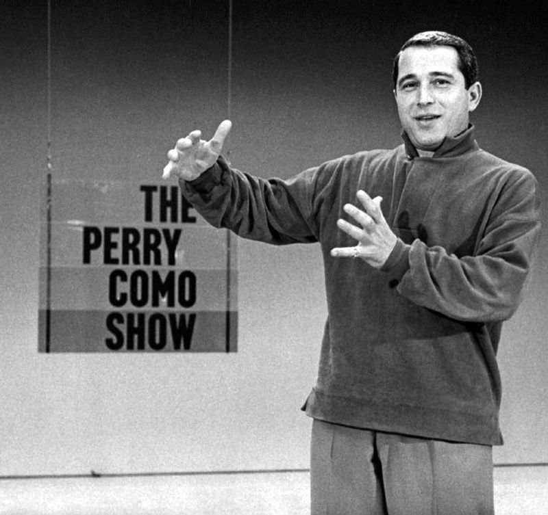 Perry Como: The Relaxed Baritone Who Made Singing Look Easy