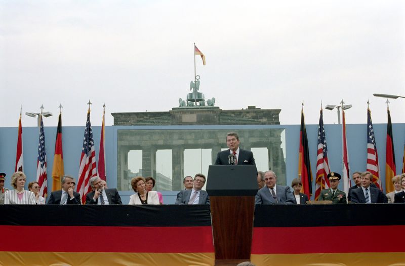 Ronald Reagan (1911–2004) – 