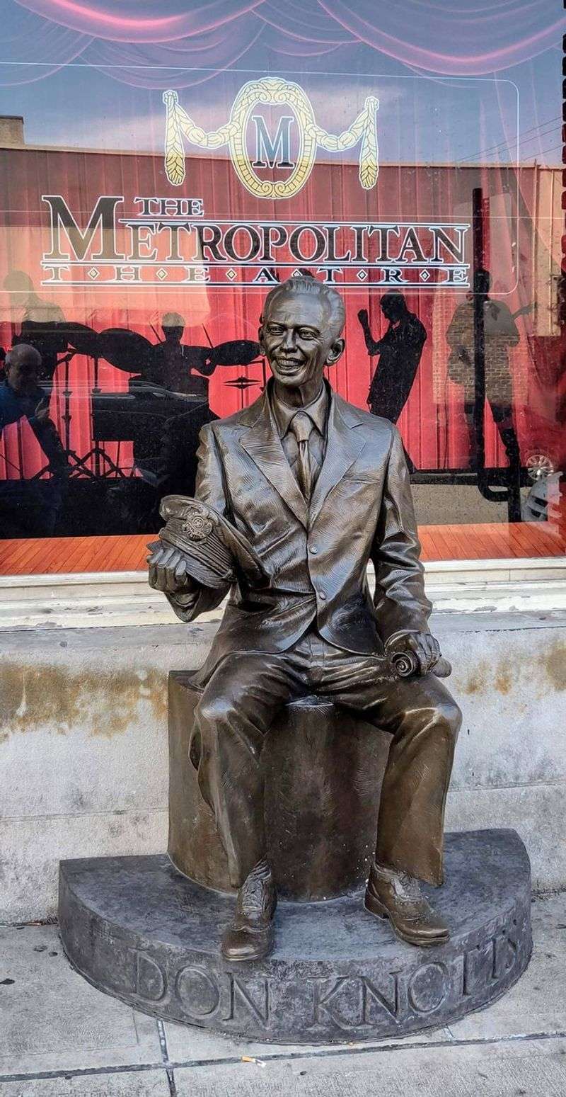 Hometown Hero Immortalized in Bronze