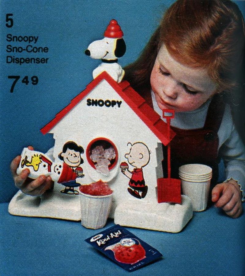 Snoopy Sno-Cone Machine