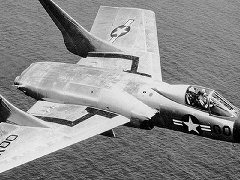 Vought F7U Cutlass