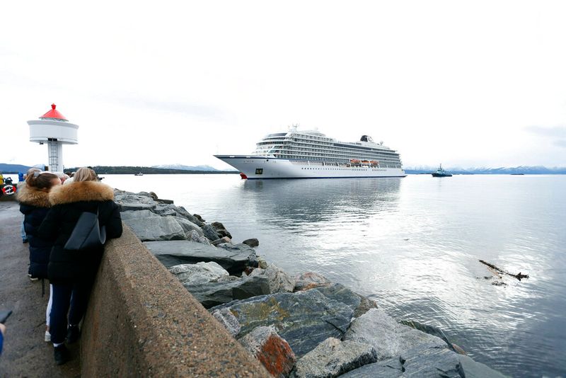 A Wake-Up Call for the Cruise Industry