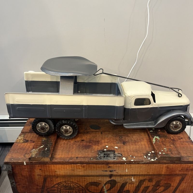 Buddy L Trucks