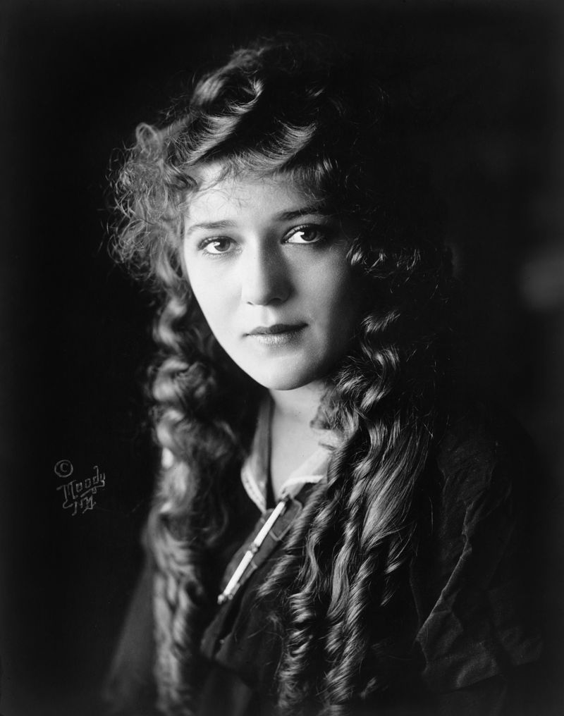 Mary Pickford, Canadian-American actress and producer, 1979