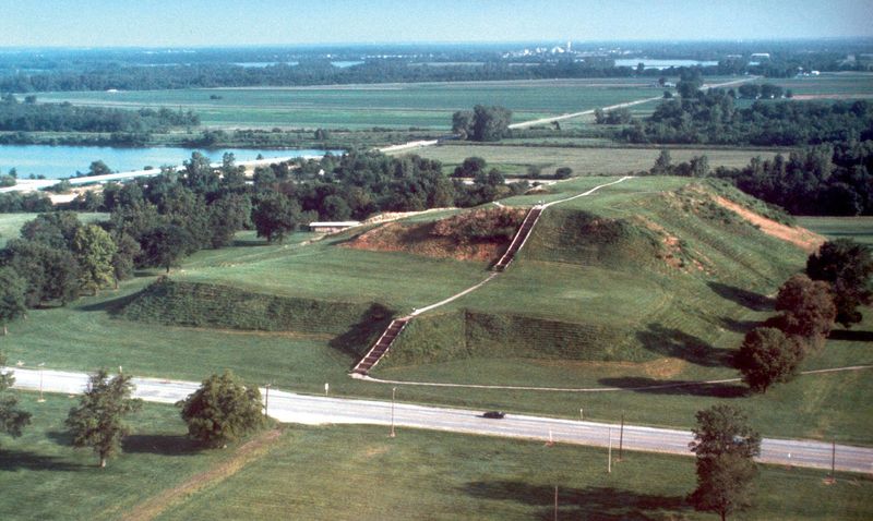 Advanced Mound-Building Societies
