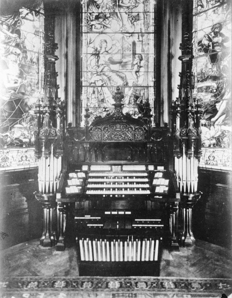 Massive Pipe Organs