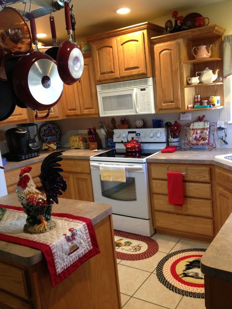 Rooster-Themed Kitchens