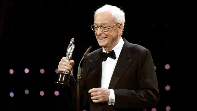 Michael Caine – 177 films