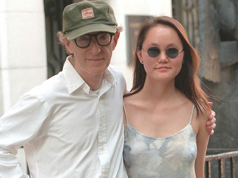 Woody Allen & Soon-Yi Previn Scandal (1992)