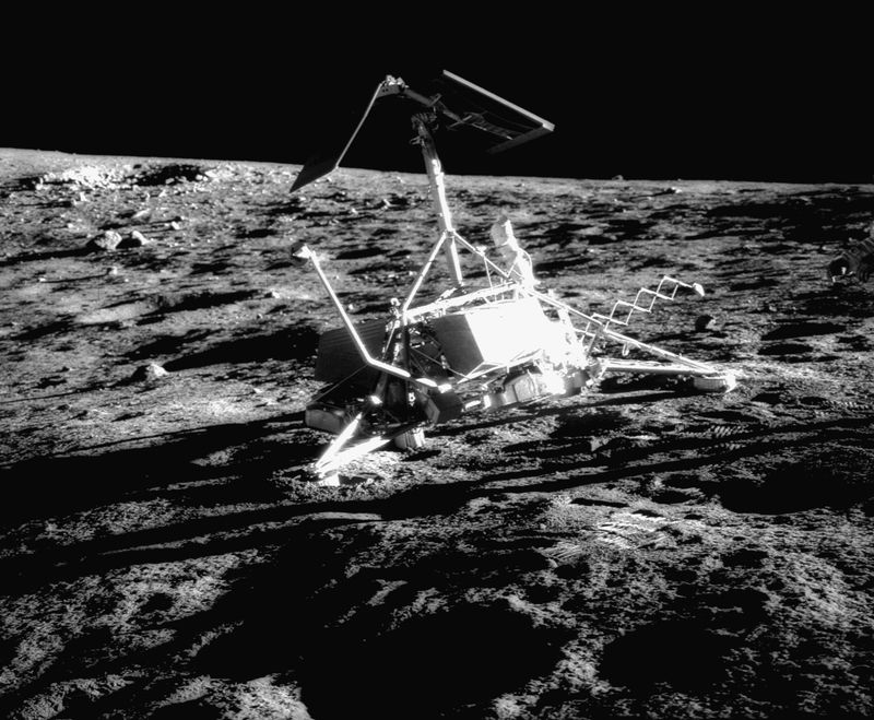 The Moon Lander That Toppled Over (Surveyor 3, 1967)