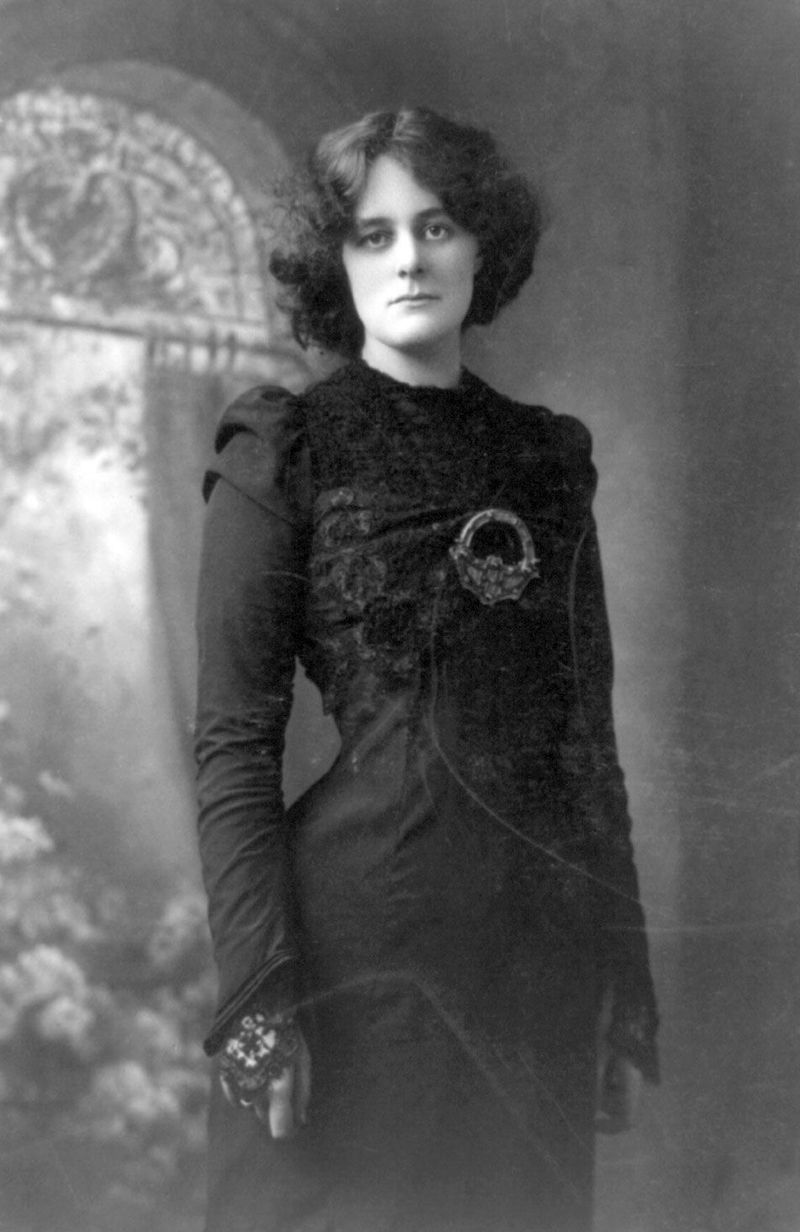 The Revolutionary Muse: Maud Gonne