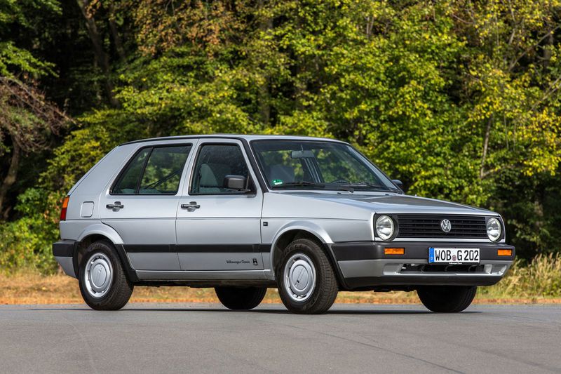 The First Diesel Hybrid (1983)