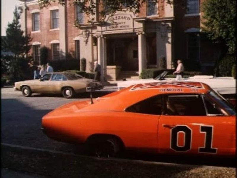 “The Great Hazzard Hijack” (Season 2, Episode 17)