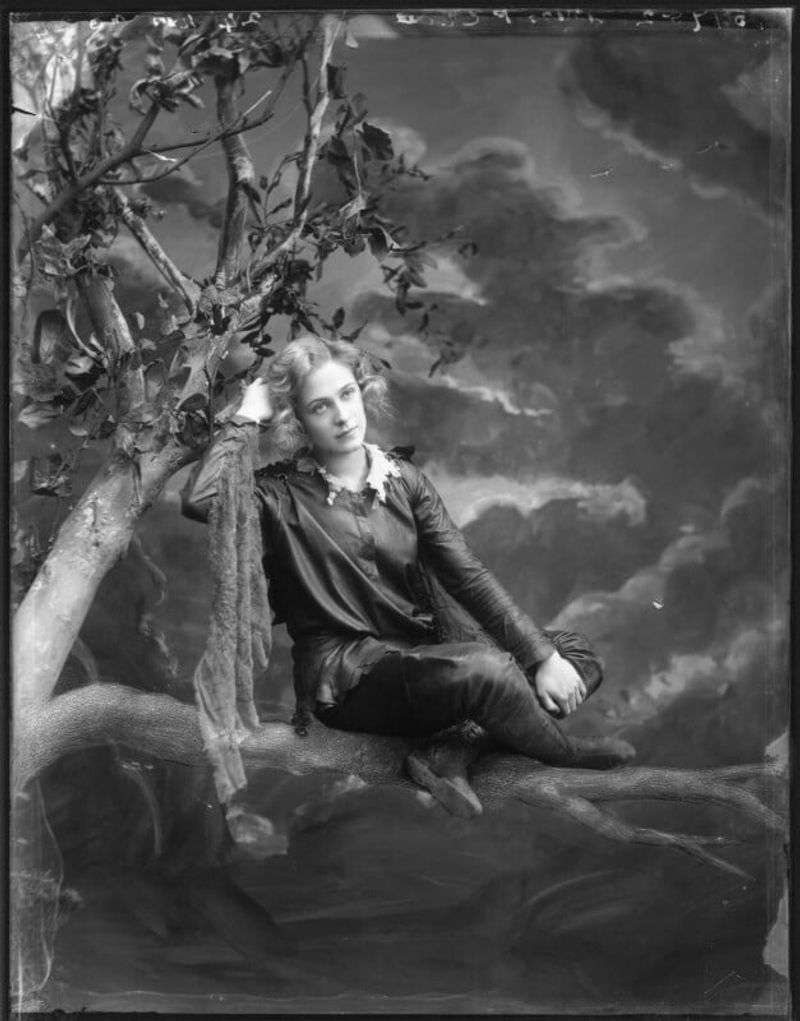 The Ethereal Performer: Pauline Chase