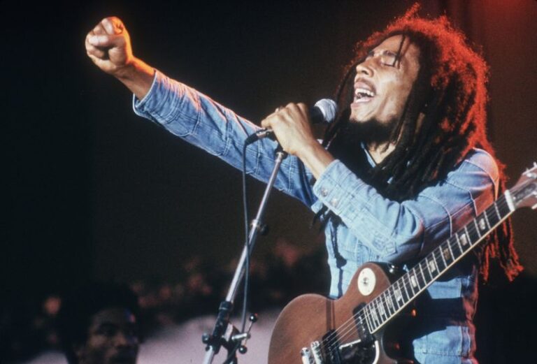 70s Raves 25 Wild Concert Moments From the 1970s You’ll Wish You Lived Through ...