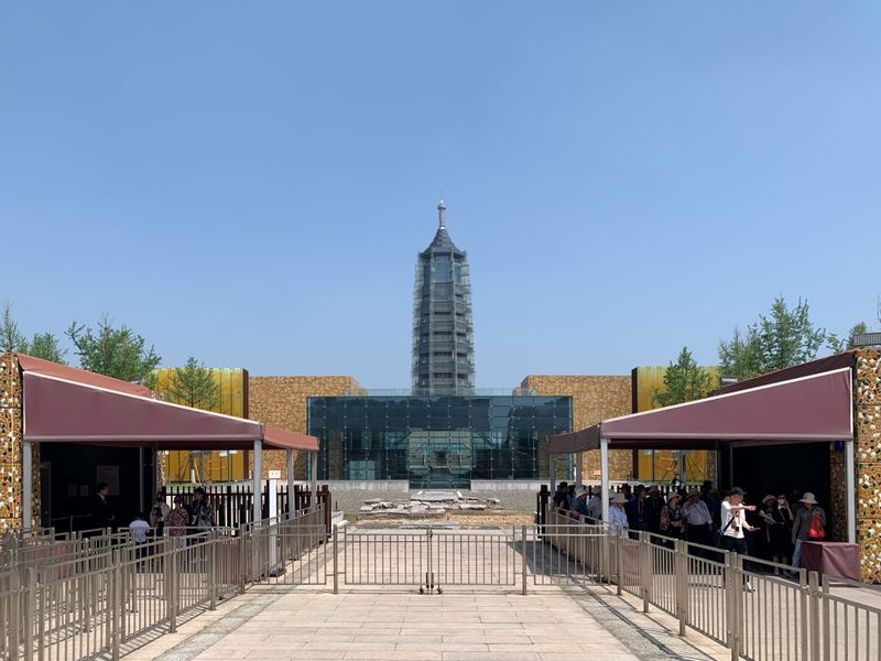 The Porcelain Tower of Nanjing