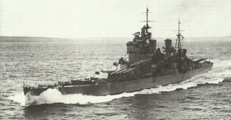 These Are the Biggest Battleships Ever Built—And Their Stories Are Insane