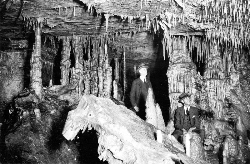 Kentucky’s Crystal Onyx Cave