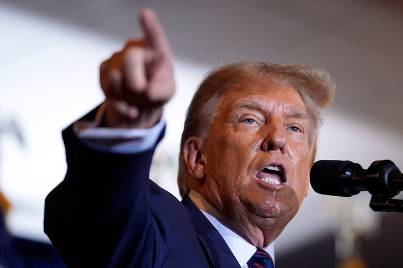 Donald Trump (USA)