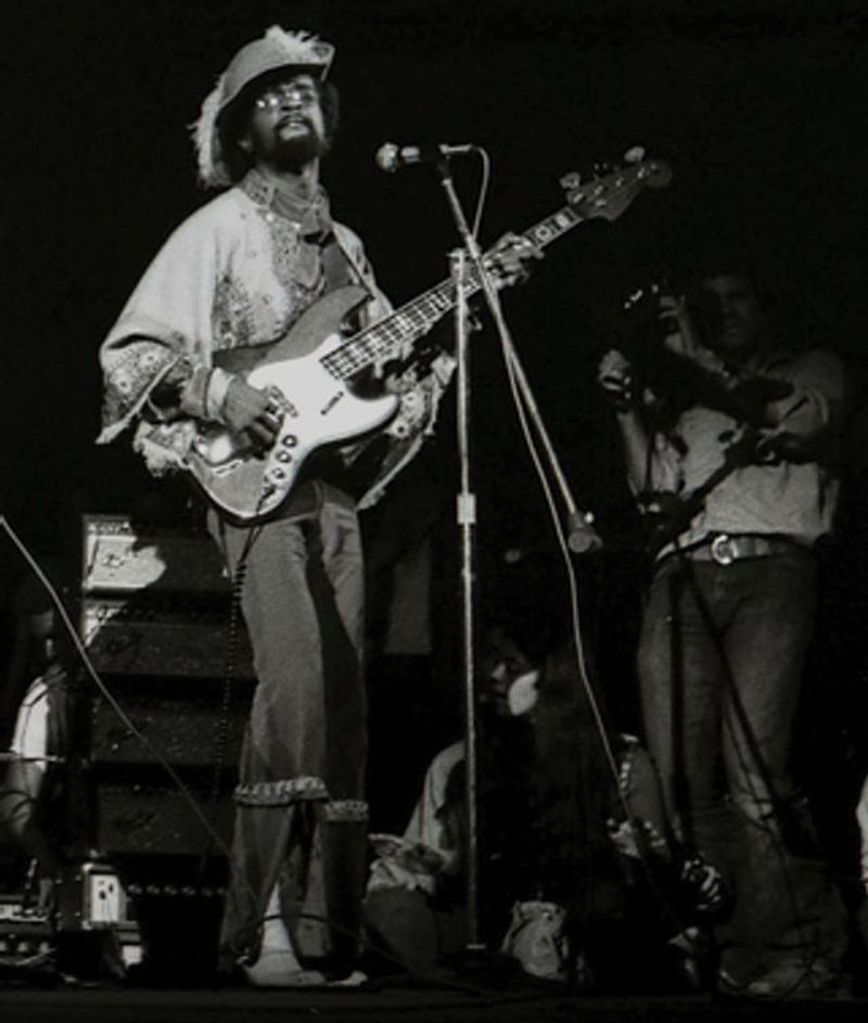 Thank You (Falettinme Be Mice Elf Agin) – Sly and the Family Stone