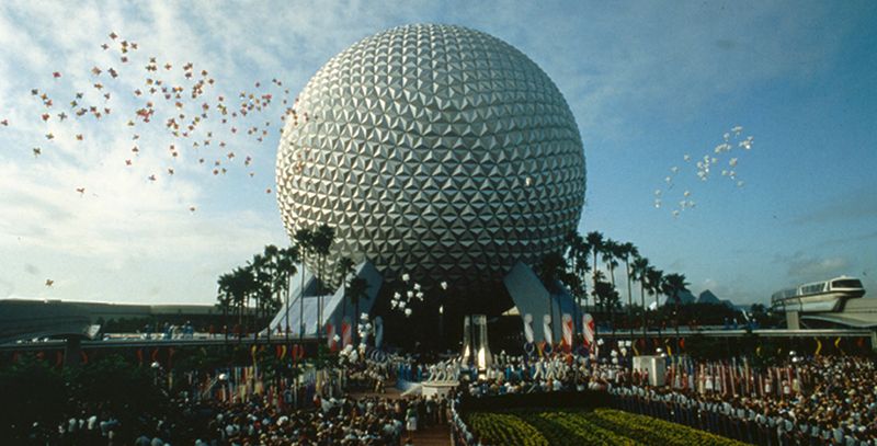 Opening Day Crowds at Spaceship Earth (1982)