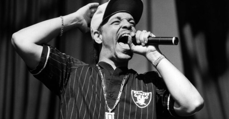 13 Controversial Songs That Nearly Ended Careers – What Really Happened