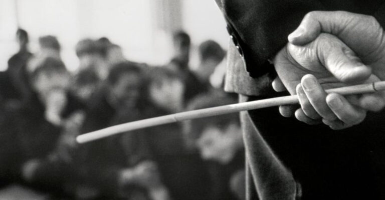 15 Everyday Habits From The ’50s That Would Raise Eyebrows Today