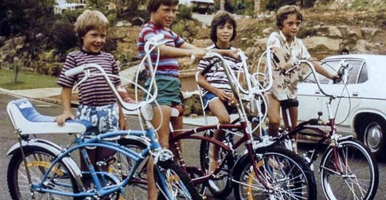 15 Things Kids Could Do Alone in the ’80s That Would Horrify Parents Today